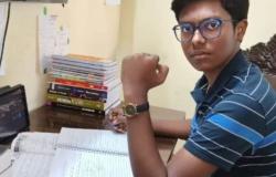 Este estudiante de Lucknow obtuvo una puntuación del 98 % en la clase 10 de ICSE sin ningún tipo de asesoramiento