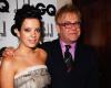 Lily Allen se disculpó con Elton John por años de ‘resentimiento’
